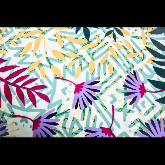 SALE LuLaRoe - Size S Cassie Skirt - Picture 3 of 3